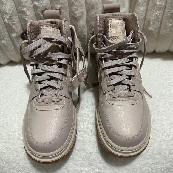 Nike Airforce 1 High Utility 2.0 - Picture 1 of 10